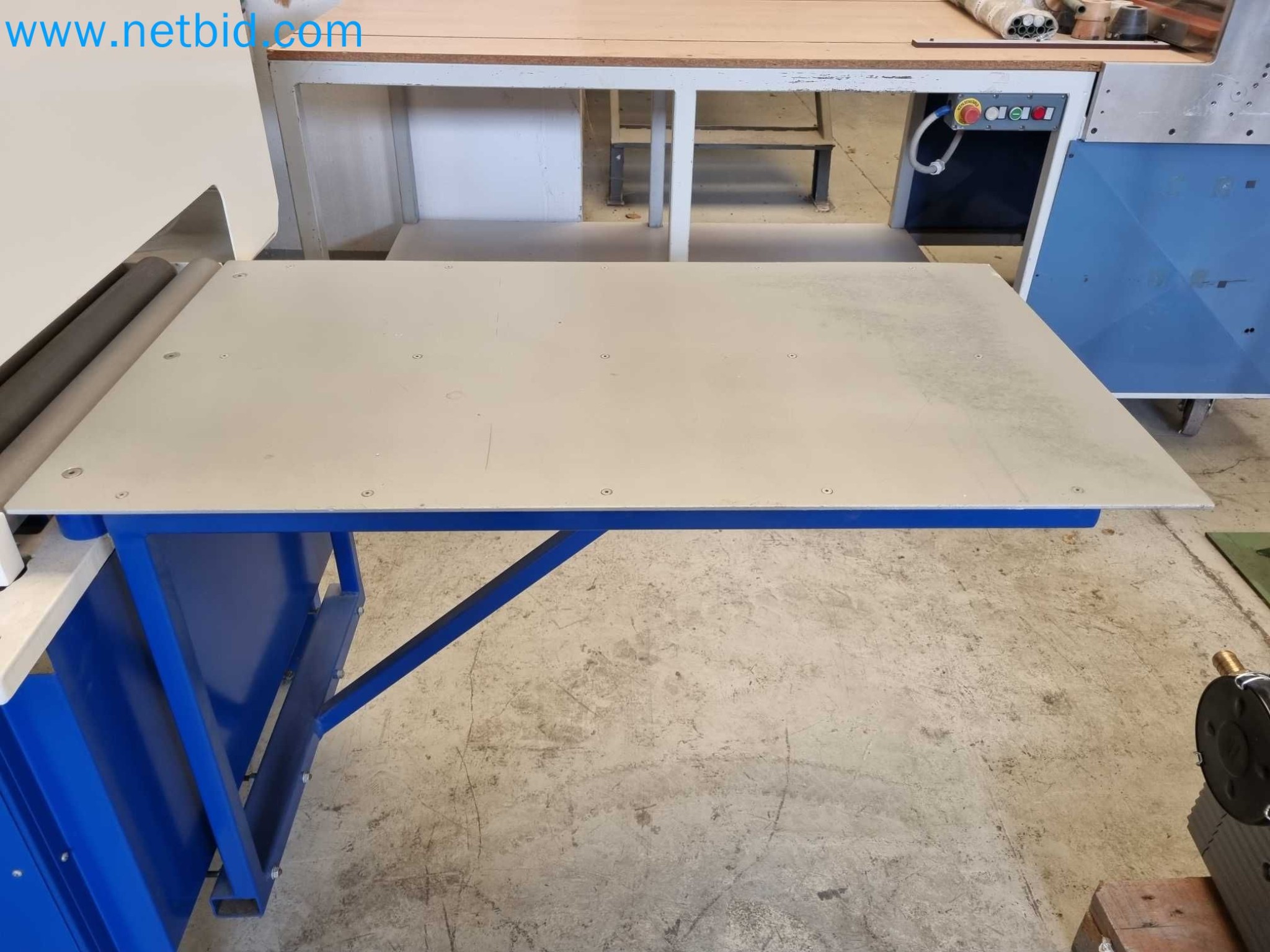 Opróżnienie magazynu maszyn do obróbki drewna w Hiszpanii-15