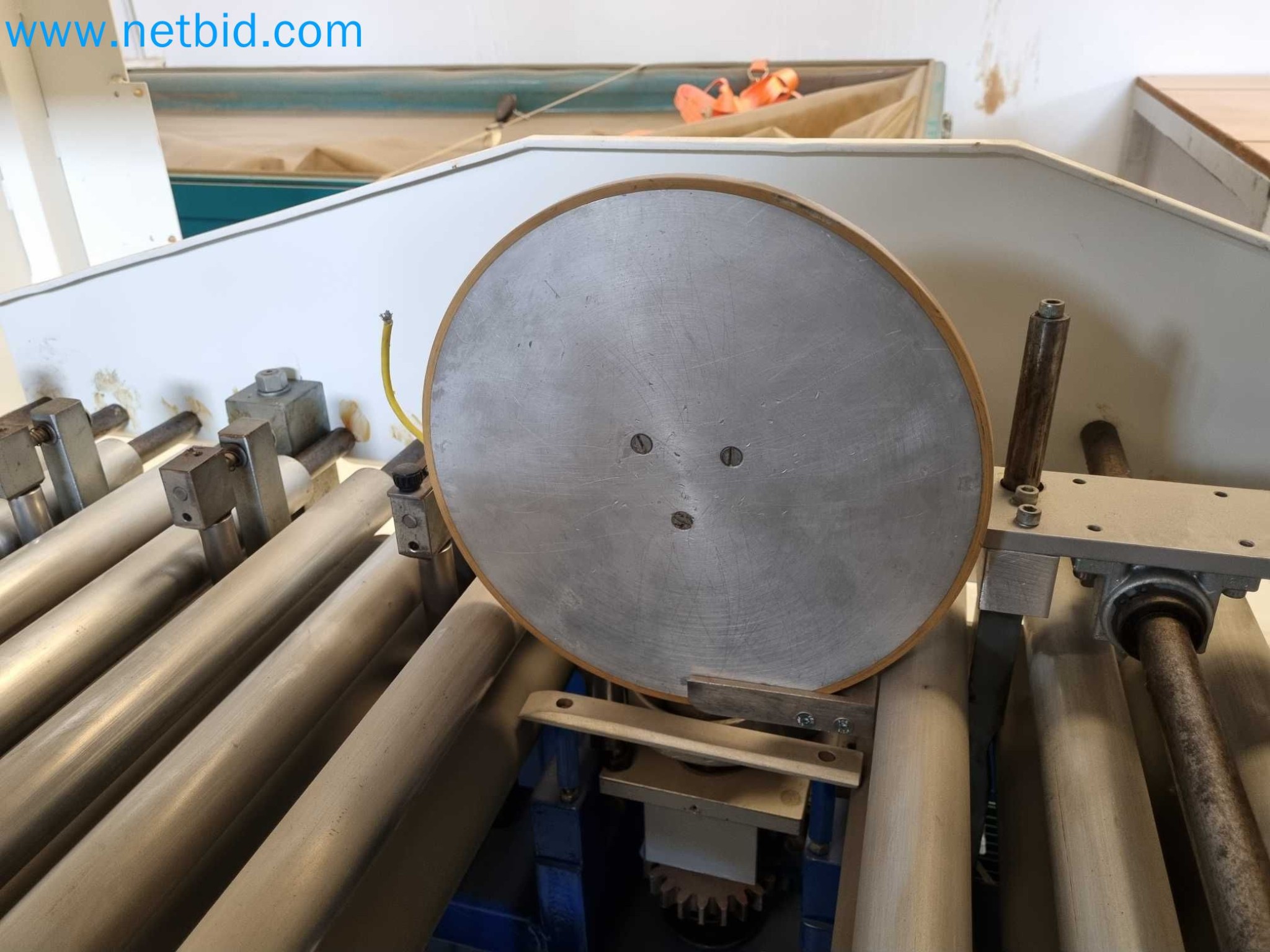 Opróżnienie magazynu maszyn do obróbki drewna w Hiszpanii-21