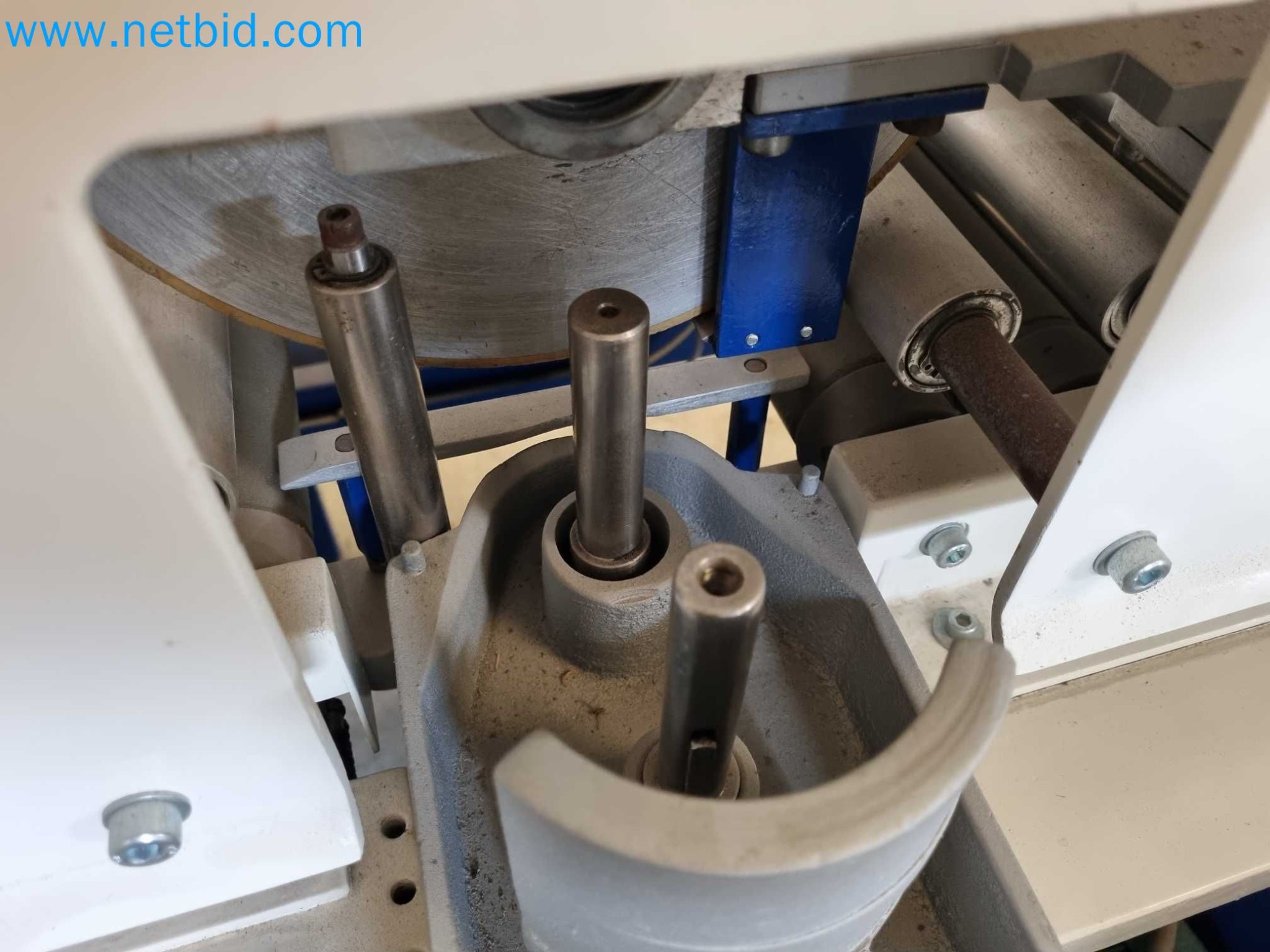 Opróżnienie magazynu maszyn do obróbki drewna w Hiszpanii-2