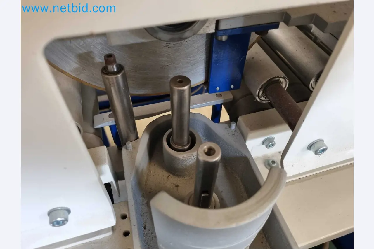 Ontruiming van een magazijn voor houtbewerkingsmachines in Spanje-2