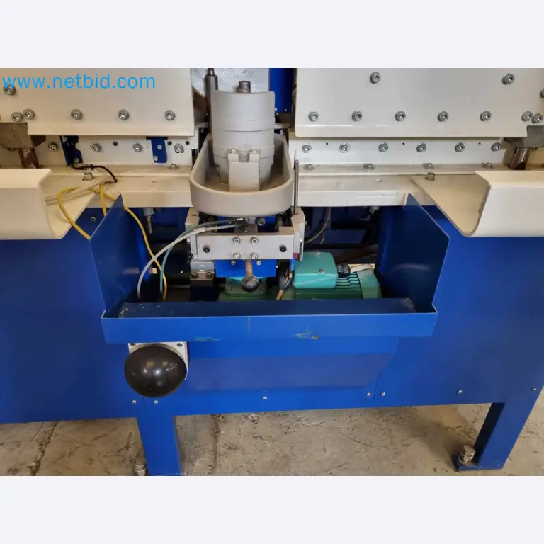 Ontruiming van een magazijn voor houtbewerkingsmachines in Spanje-3