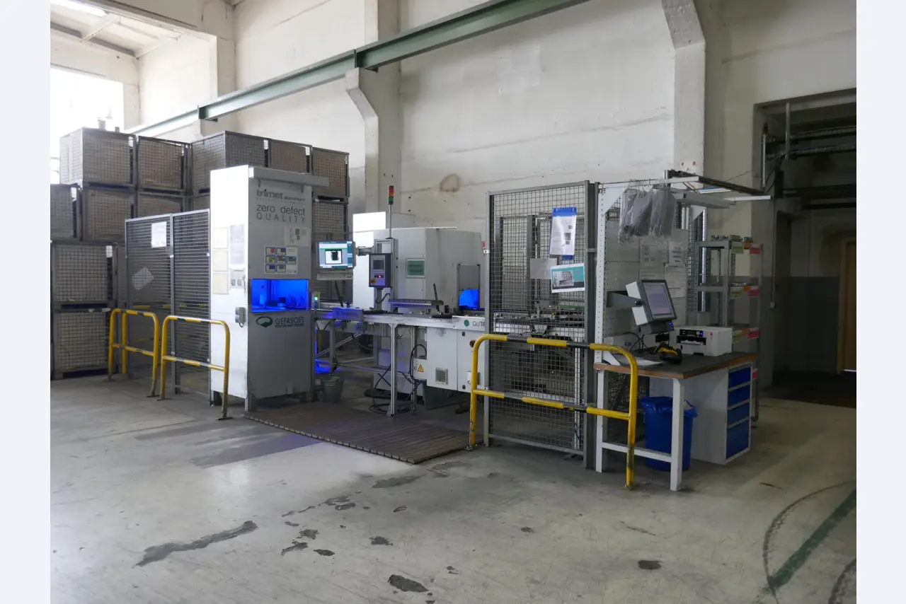 Complete aluminum die-casting production, from material handling to quality assurance-20