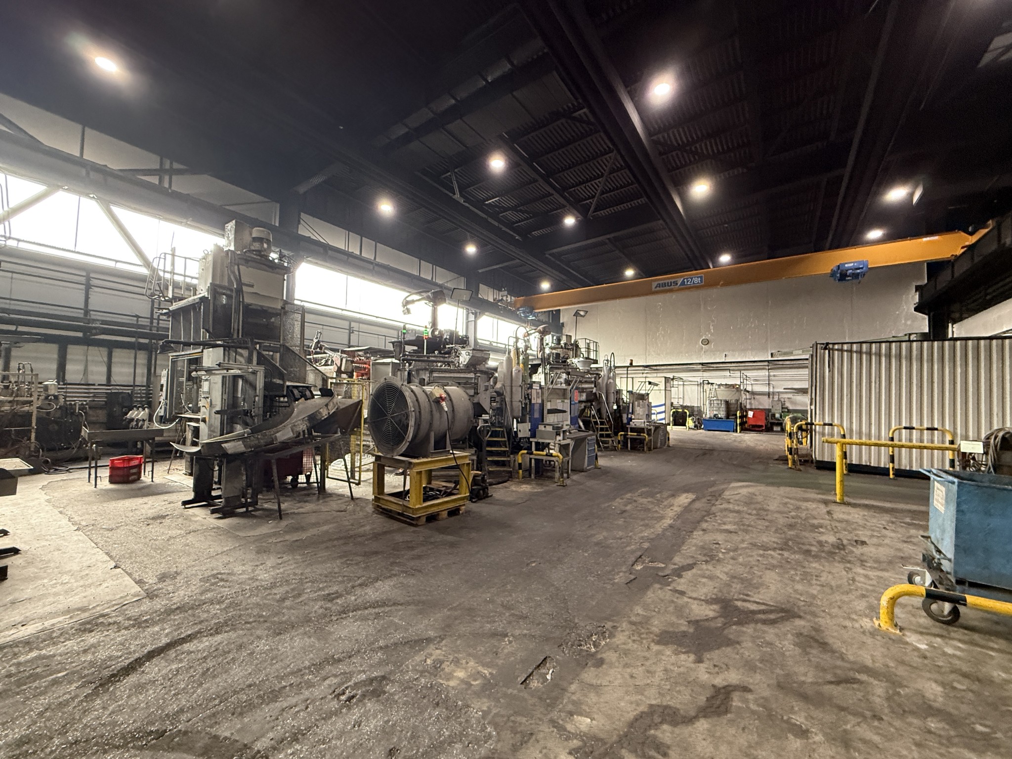 Complete aluminum die-casting production, from material handling to quality assurance-5