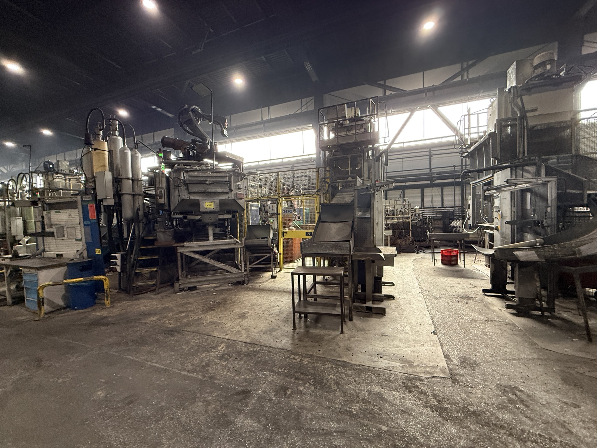 Complete aluminum die-casting production, from material handling to quality assurance-1