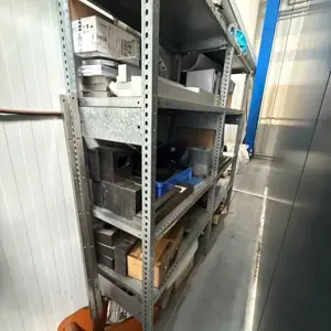 Regały metalowe