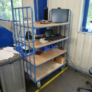 Wózek z półkami Fetra 8313