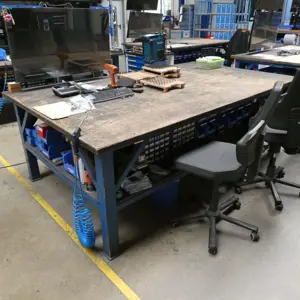 2 Work tables