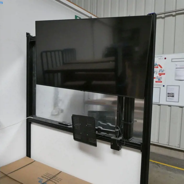 55" flat screen TV Samsung GU55TU7079UXTZG