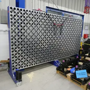 Perforated grid plate