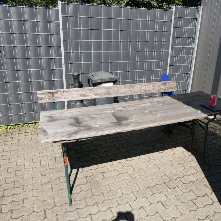 Marquee table