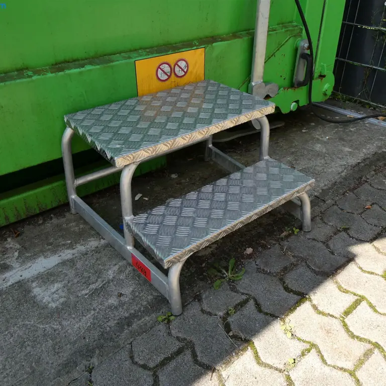 Aluminum step