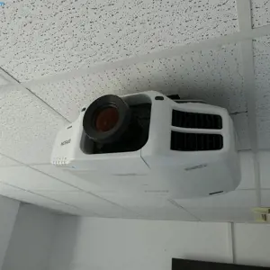 3LCD projector Epson EB-G7900U