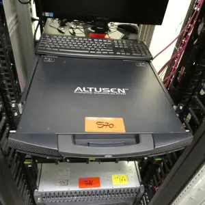 KVM switch ATEN Altusen
