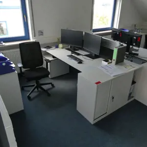 Sprzęt biurowy Steelcase