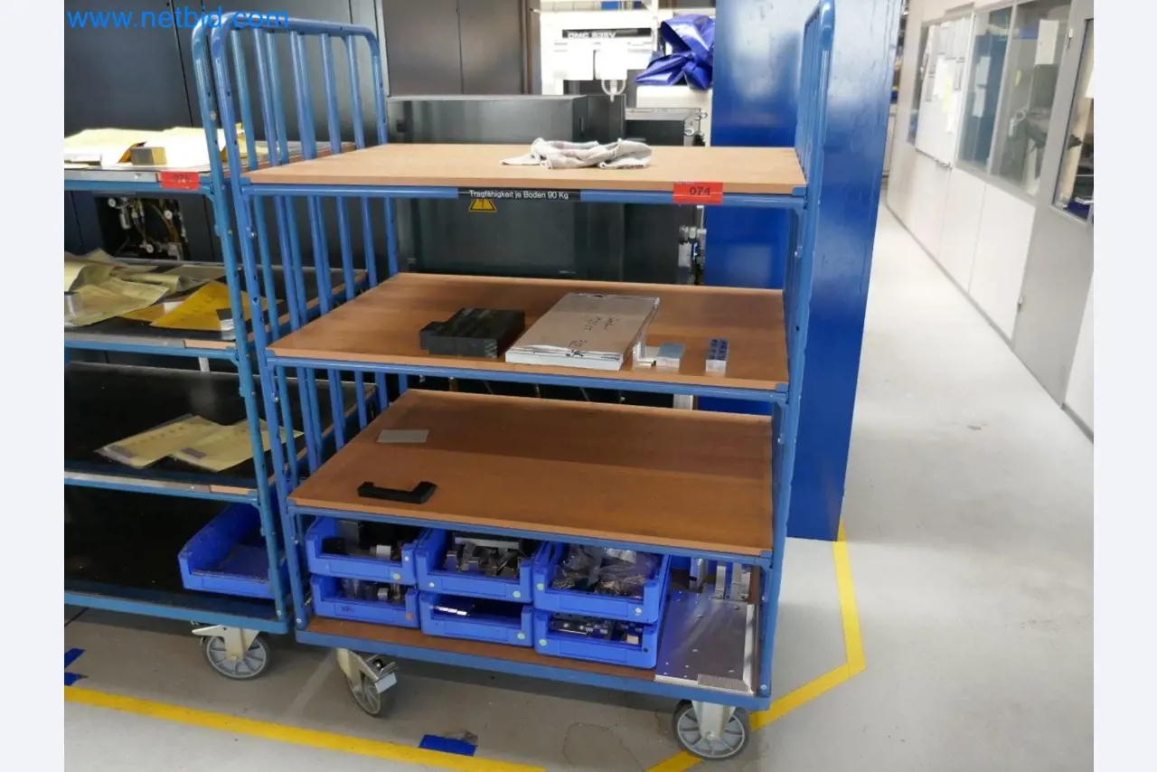 Machines du secteur de la construction mécanique-1