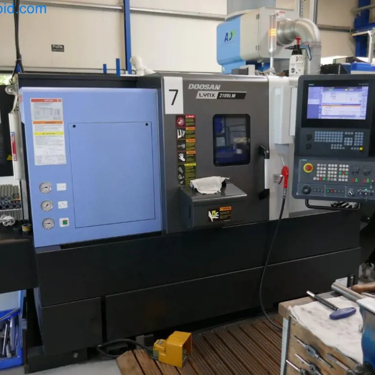Torno CNC Doosan LYNX2100LMA