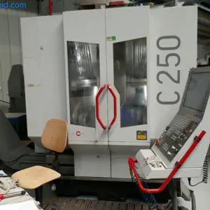 5-Achs-CNC-Bearbeitungszentrum Hermle C 250 U