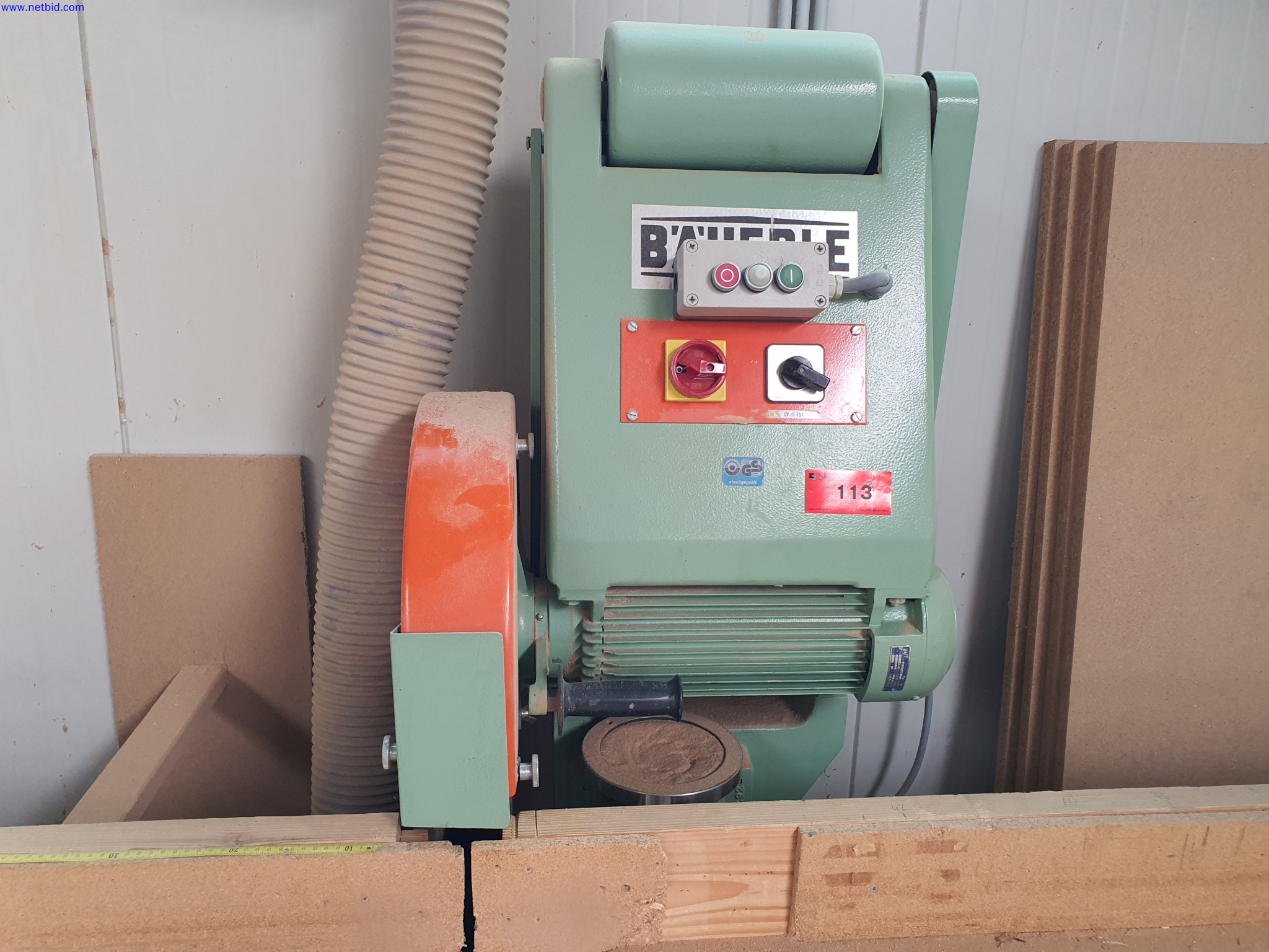 Well-maintained machines for the production of living room furniture-1