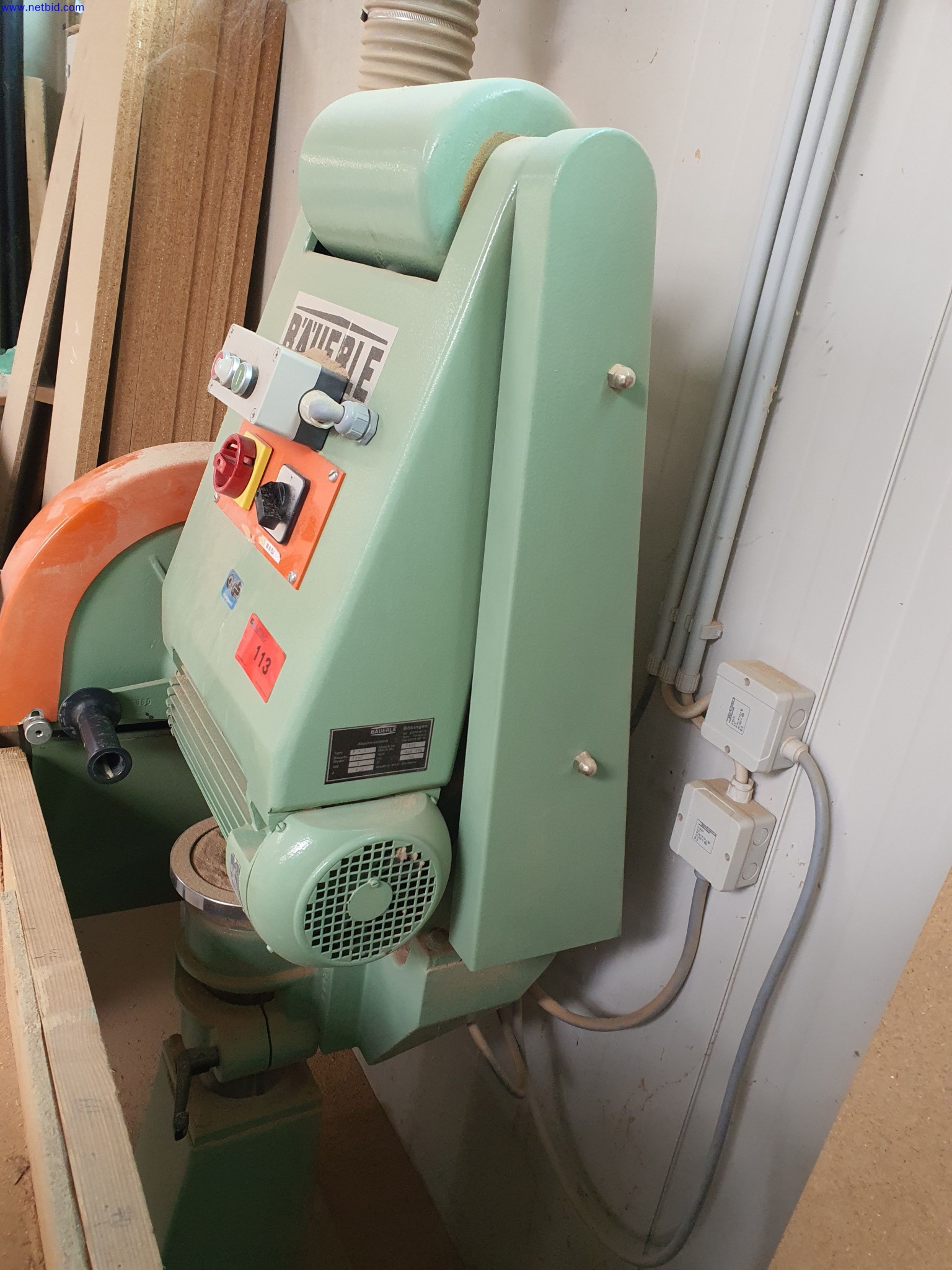 Well-maintained machines for the production of living room furniture-2