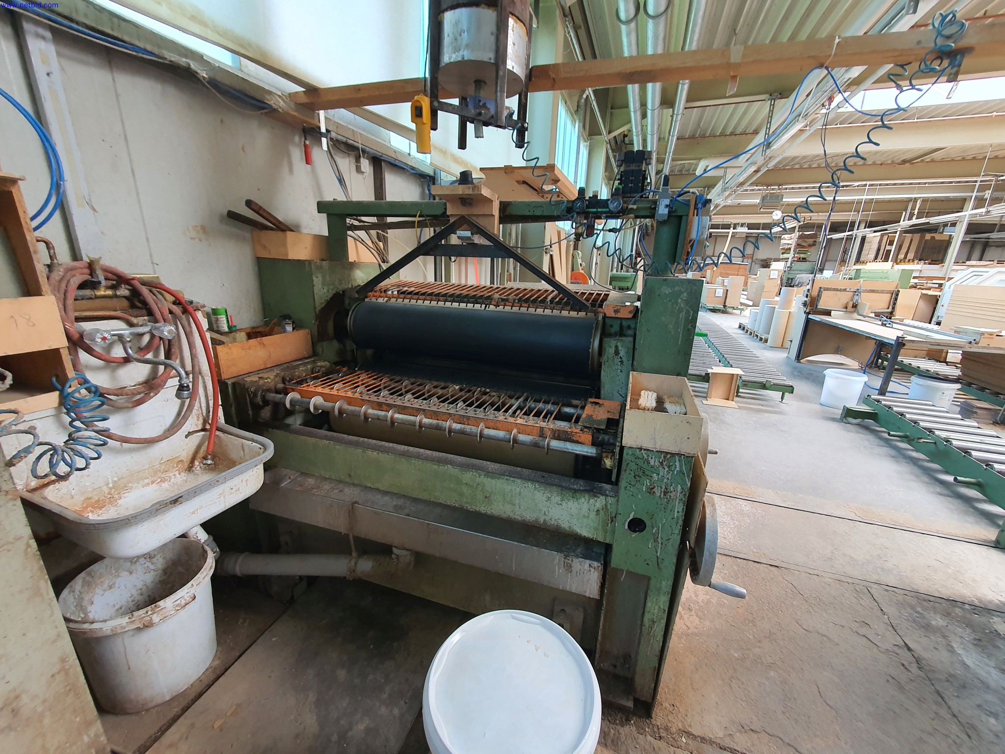 Máquinas en buen estado para la fabricación de muebles de salón-5