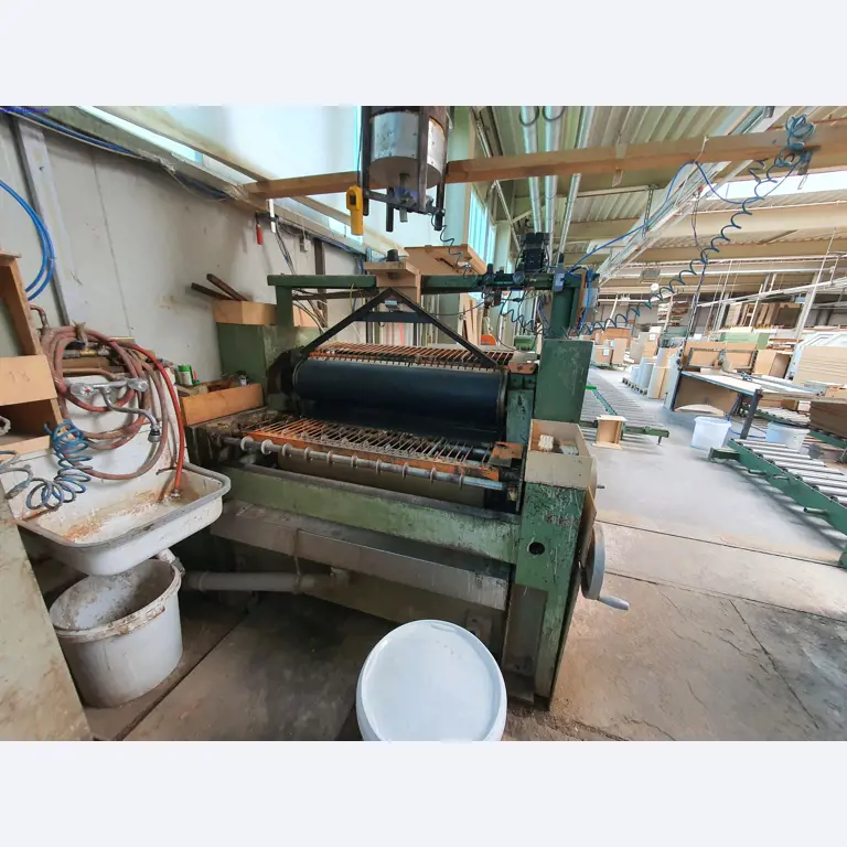 Máquinas en buen estado para la fabricación de muebles de salón-5