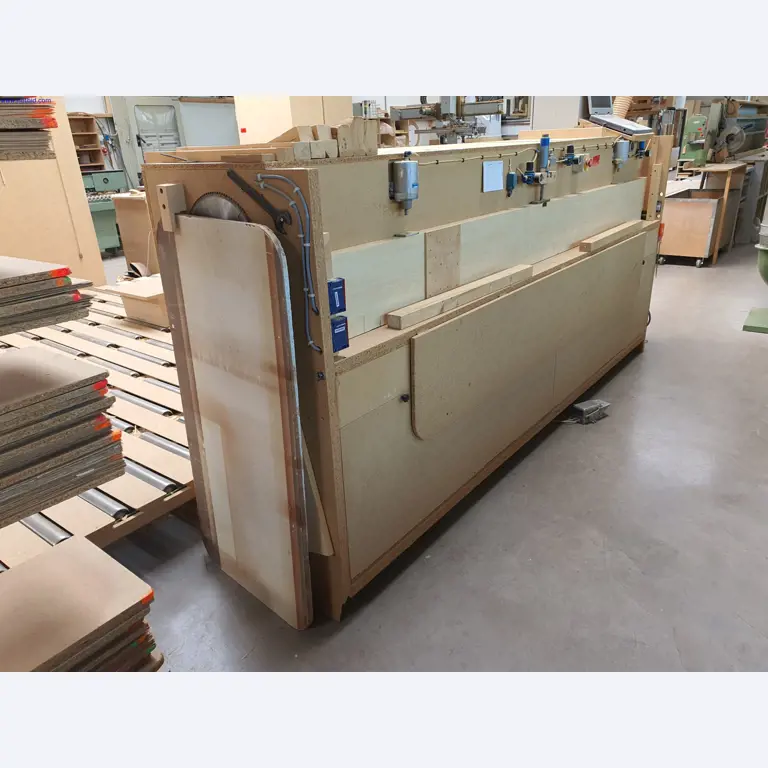 Dobrze utrzymane maszyny do produkcji mebli do salonu-1