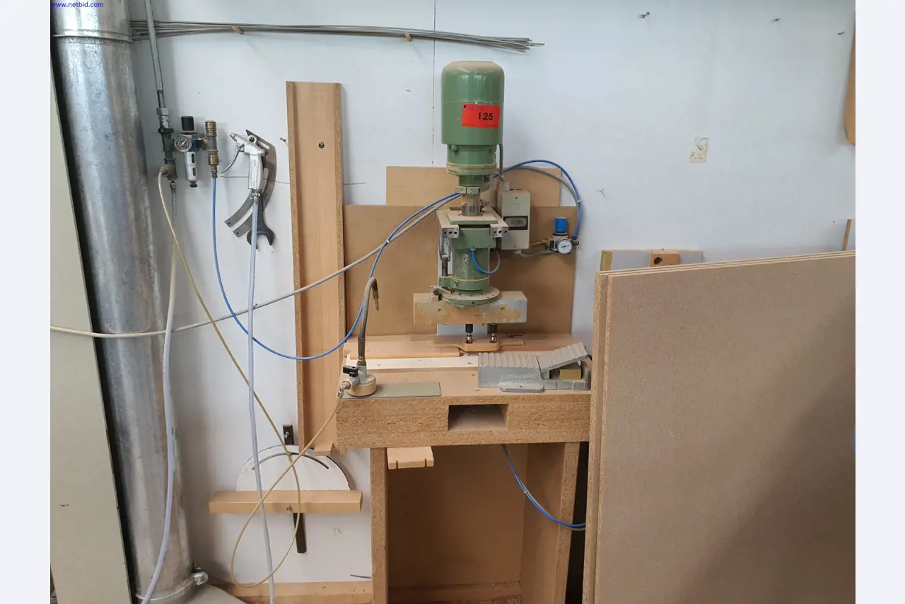 Dobrze utrzymane maszyny do produkcji mebli do salonu-2