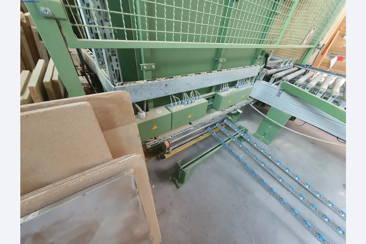 Dobrze utrzymane maszyny do produkcji mebli do salonu-21