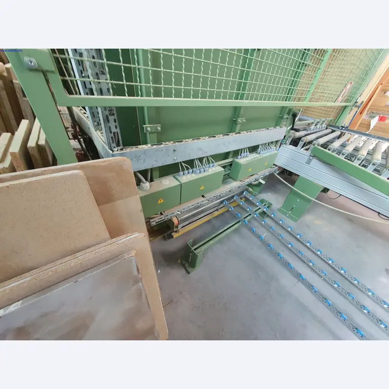 Dobrze utrzymane maszyny do produkcji mebli do salonu-21