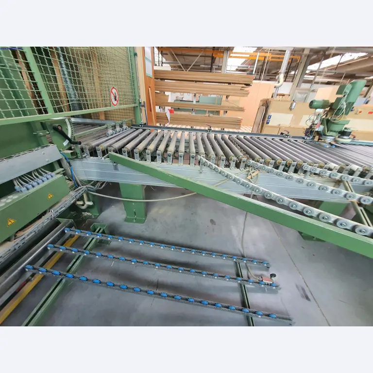 Dobrze utrzymane maszyny do produkcji mebli do salonu-26