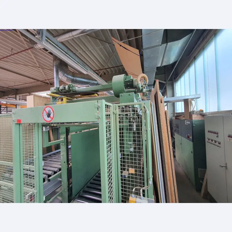 Dobrze utrzymane maszyny do produkcji mebli do salonu-28