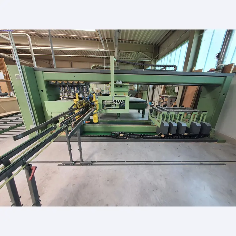 Dobrze utrzymane maszyny do produkcji mebli do salonu-38