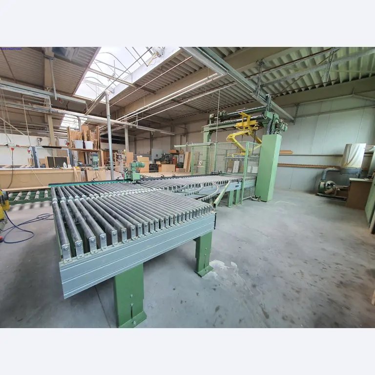 Dobrze utrzymane maszyny do produkcji mebli do salonu-40