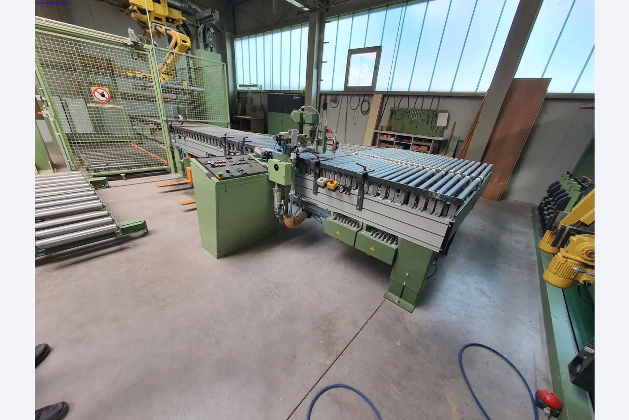 Dobrze utrzymane maszyny do produkcji mebli do salonu-45