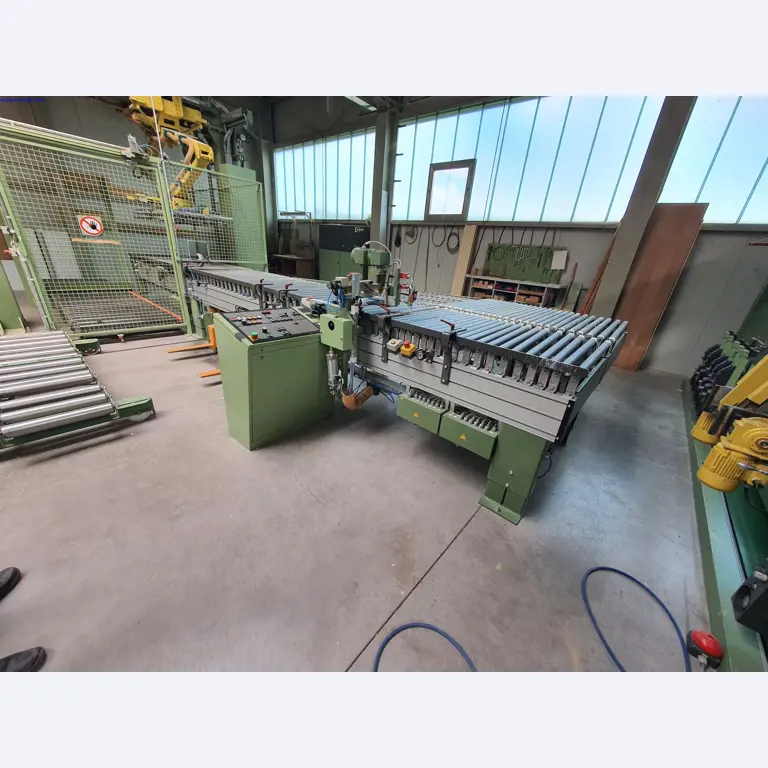 Dobrze utrzymane maszyny do produkcji mebli do salonu-45