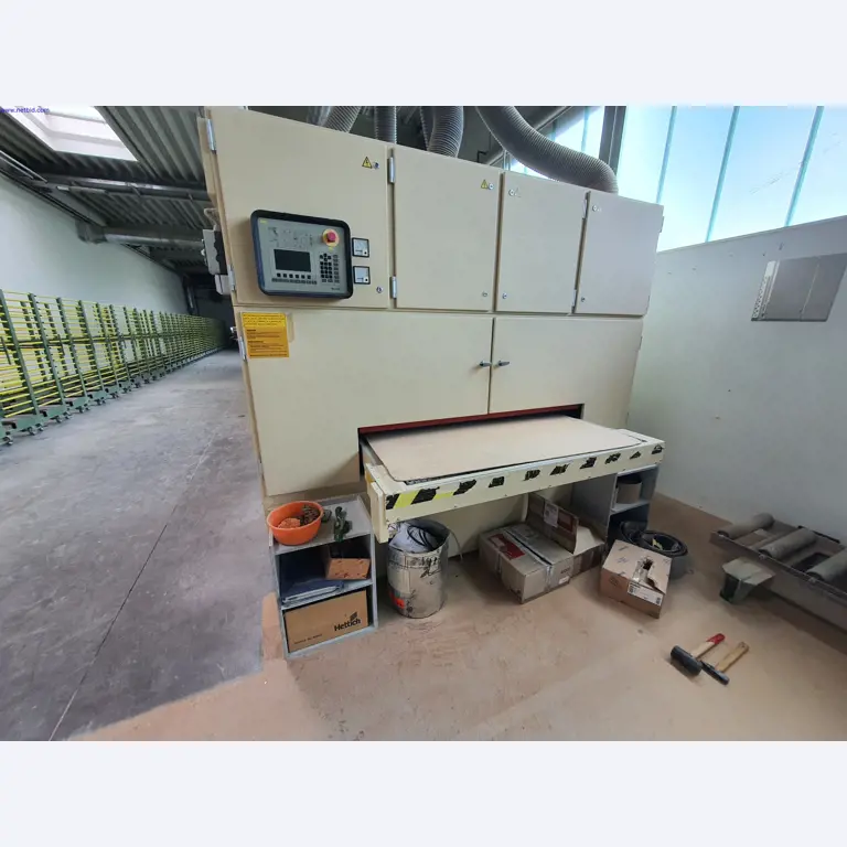 Dobrze utrzymane maszyny do produkcji mebli do salonu-2