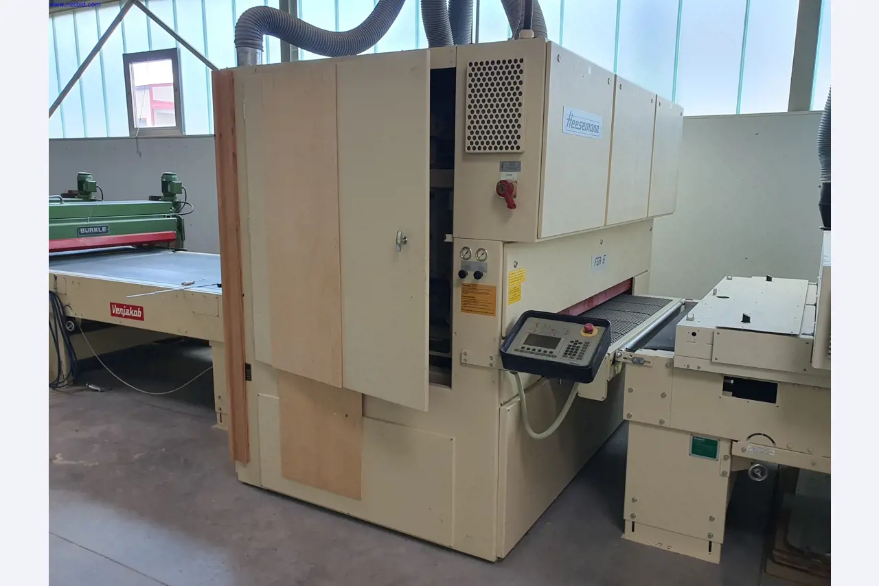 Dobrze utrzymane maszyny do produkcji mebli do salonu-24