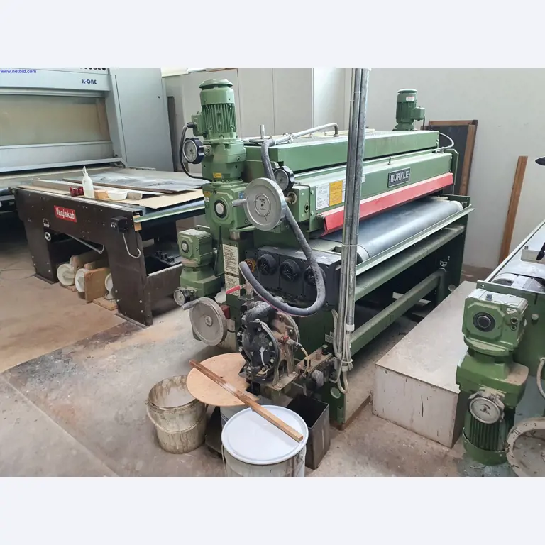 Dobrze utrzymane maszyny do produkcji mebli do salonu-26