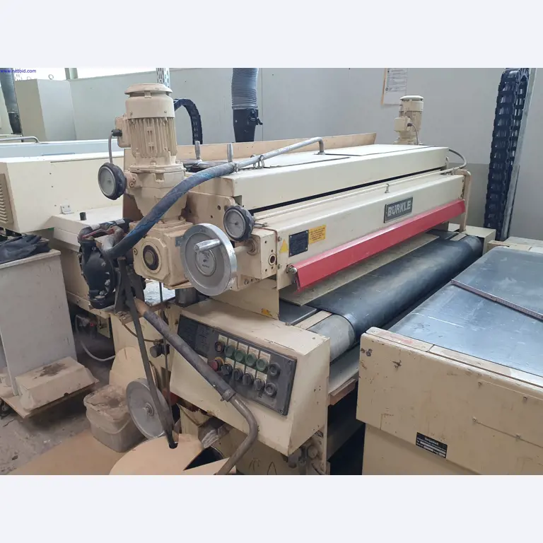 Dobrze utrzymane maszyny do produkcji mebli do salonu-27