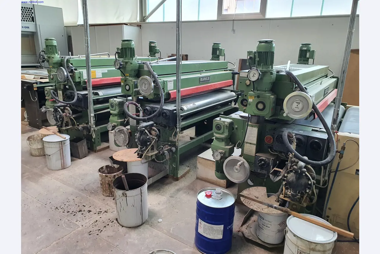 Dobrze utrzymane maszyny do produkcji mebli do salonu-34