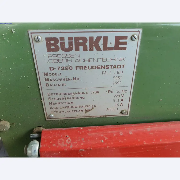 Dobrze utrzymane maszyny do produkcji mebli do salonu-40