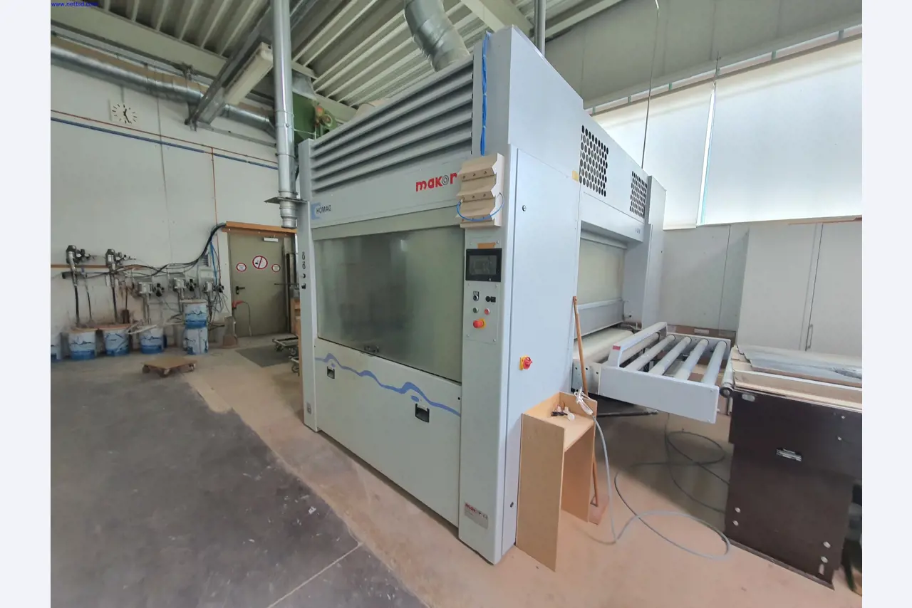 Dobrze utrzymane maszyny do produkcji mebli do salonu-42