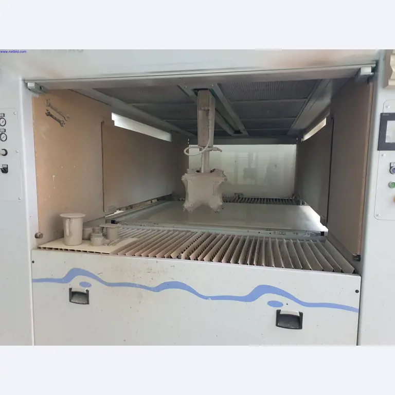 Dobrze utrzymane maszyny do produkcji mebli do salonu-44