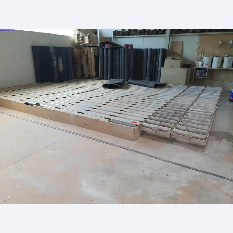 Dobrze utrzymane maszyny do produkcji mebli do salonu-1