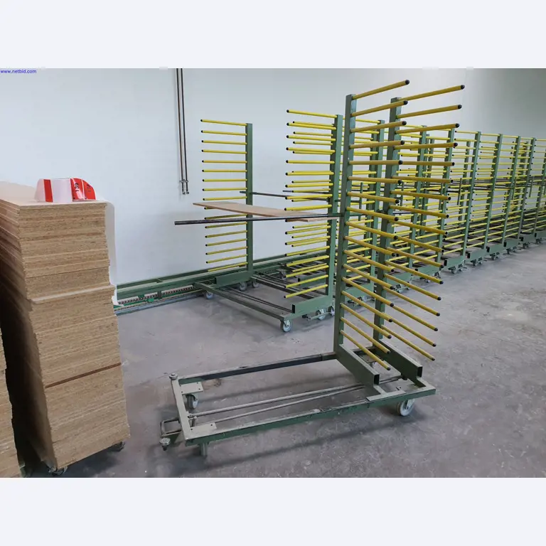 Máquinas bem conservadas para a produção de mobiliário para salas de estar-5