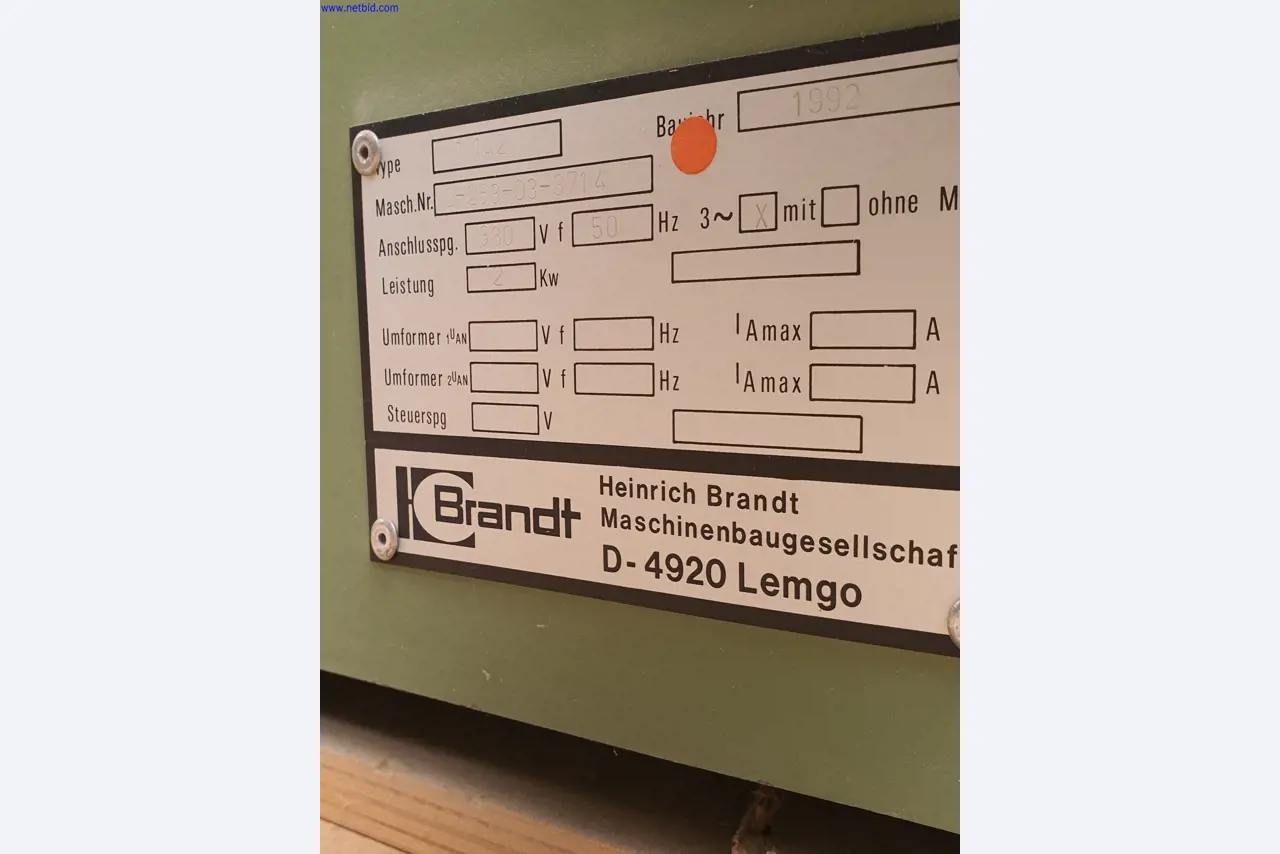 Máquinas bem conservadas para a produção de mobiliário para salas de estar-2