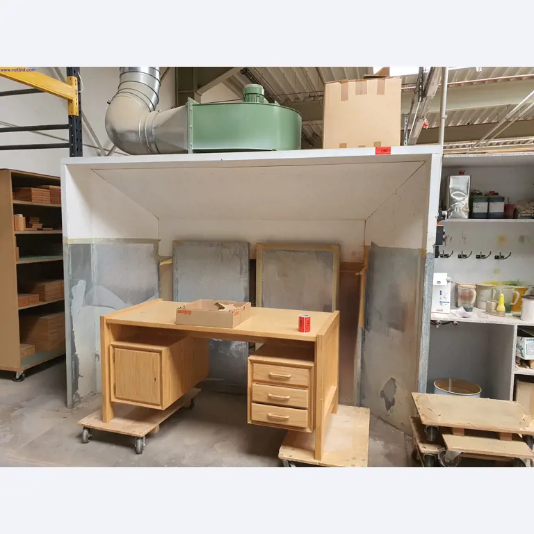 Gepflegte Maschinen zur Herstellung von Wohnraummöbeln-3