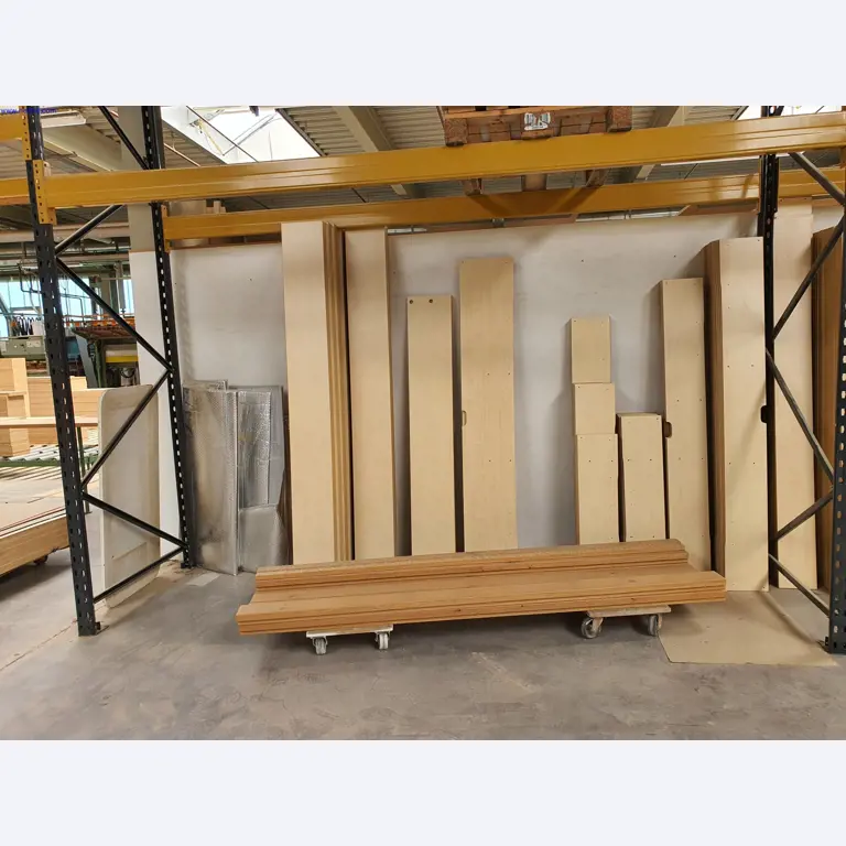 Dobrze utrzymane maszyny do produkcji mebli do salonu-1