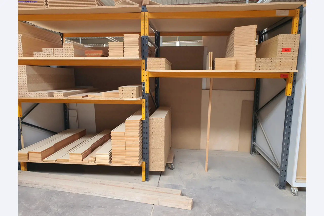 Dobrze utrzymane maszyny do produkcji mebli do salonu-2