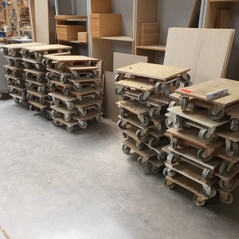 ca. 55 Quadros de transporte